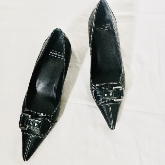 • classic black leather buckle point-toe heels • - Picture 1 of 9